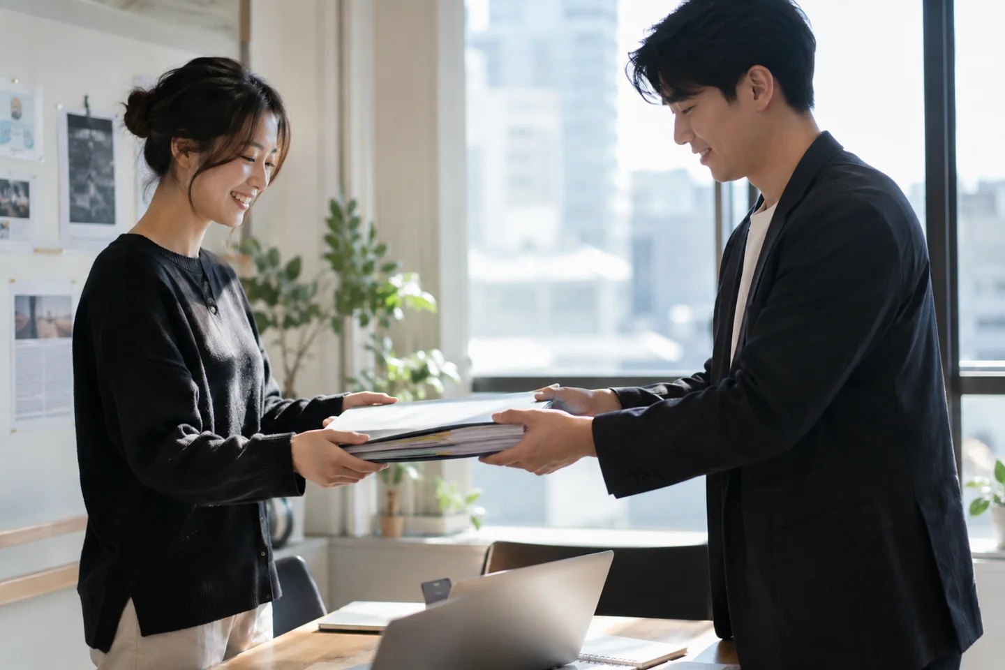 카페 광고 담당자가 바뀔 때, 원고 파일만 넘기면 안 됩니다 칼럼 표지